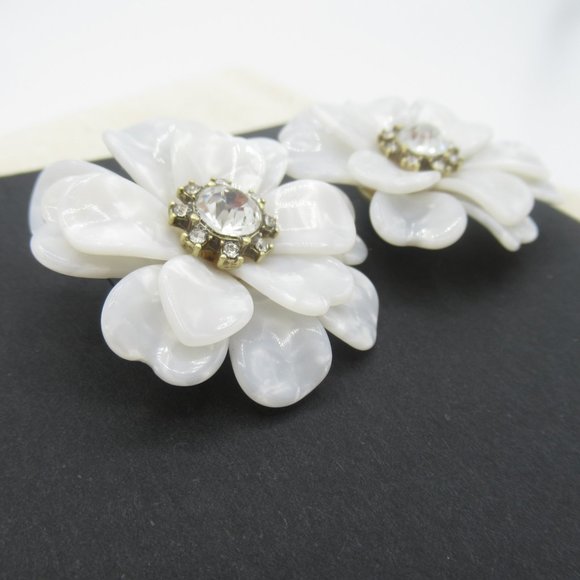 J Crew Full Bloom Floral Resin & Crystal Statement Earrings - White - Picture 6 of 7